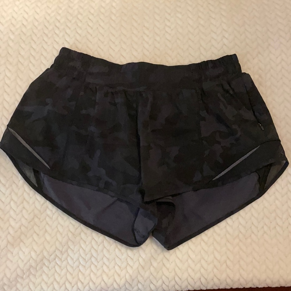 camo hotty hot shorts 2.5